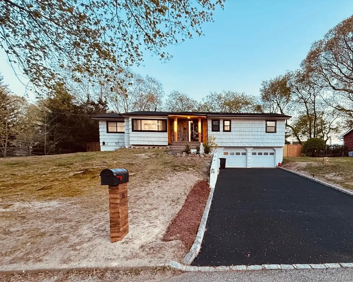 36 Storyland Lane, East Setauket, NY 11733 - #1