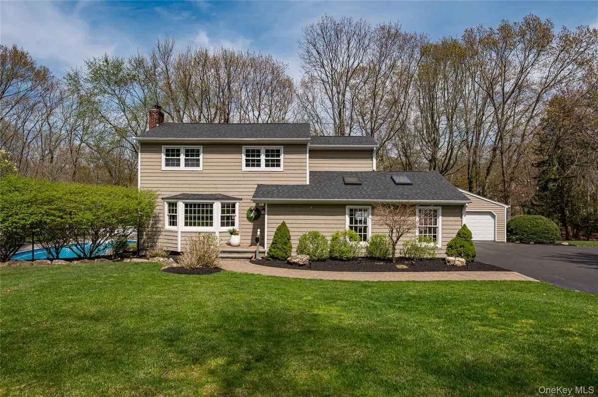 18 Pilgrim Drive, Port Jefferson, NY 11777 - #1