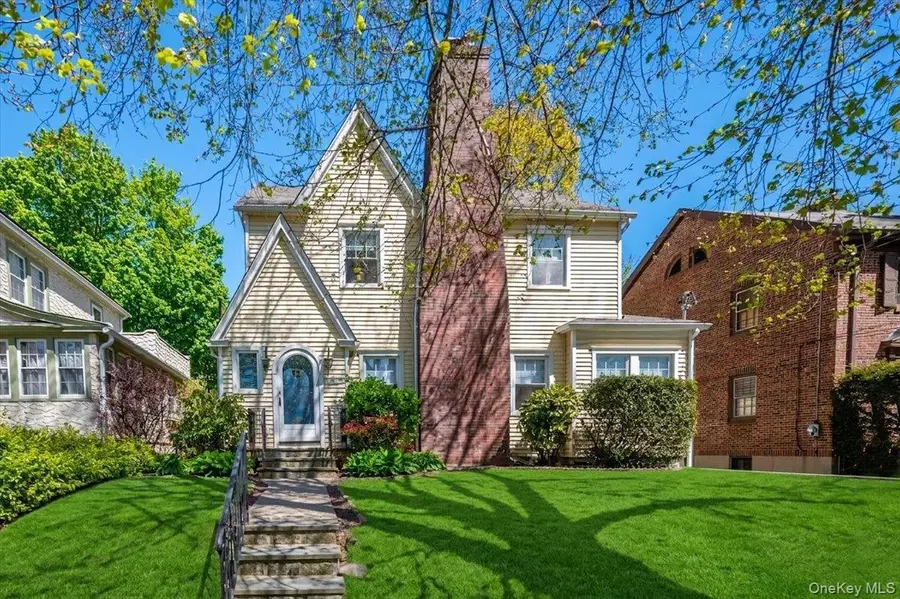 54 Ogden Avenue, White Plains, NY 10605 - #2