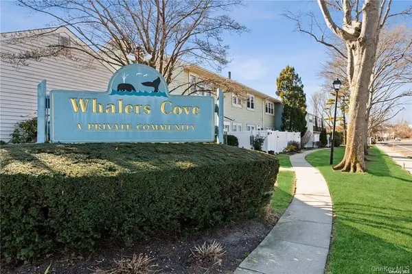 19 Whalers Cove, Babylon, NY 11702