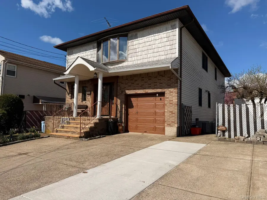 208 Doris Avenue, Franklin Square, NY 11010 - #2