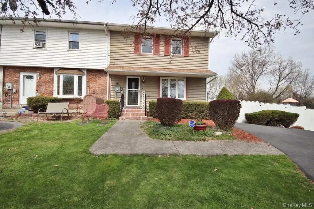 35 Black Stallion Court, Middletown, NY 10940 - #1