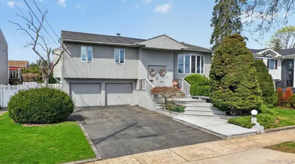 2794 Covered Bridge Road, Merrick, NY 11566