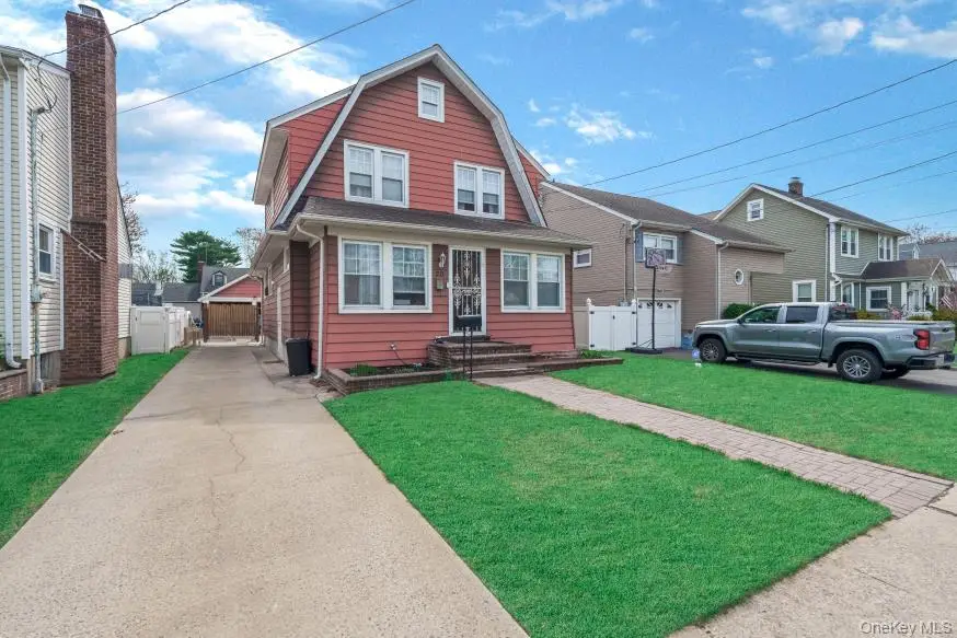 20 Nassau Boulevard, Malverne, NY 11565 - #2