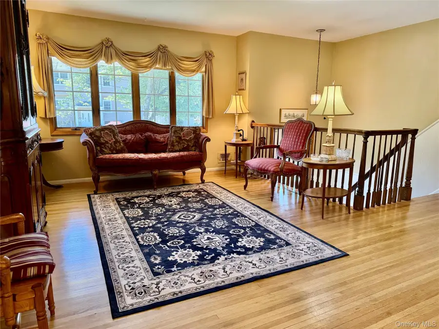 21 Kreuz Drive, West Nyack, NY 10994 - #3