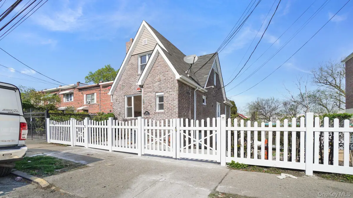 2716 Gunther Avenue, Bronx, NY 10469 - #1