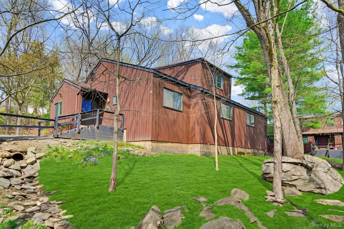 8 Laurel Court, Highland Mills, NY 10930 - #1