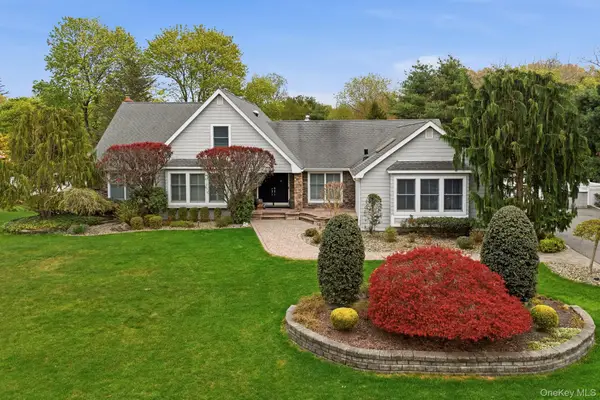9 Sage Brush Court, East Setauket, NY 11733