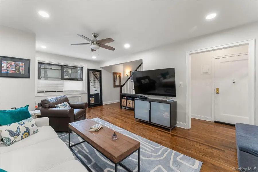 37 Manchester Road #2R, Eastchester, NY 10509 - #3