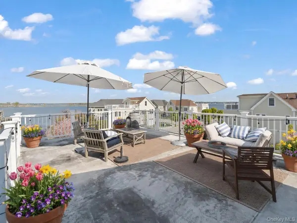 19 Island Point #19, Bronx, NY 10464