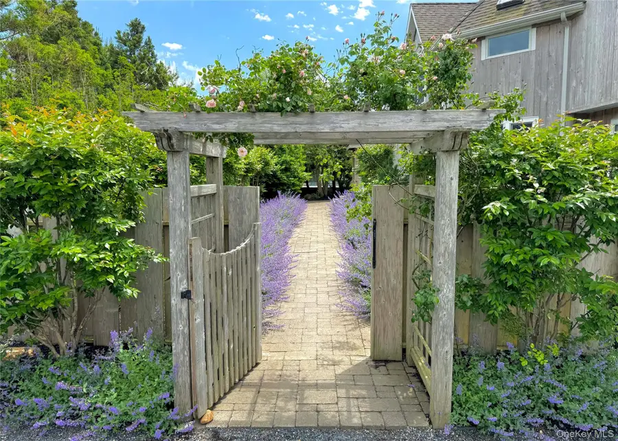 162 Dune Road, Quogue, NY 11959 - #2