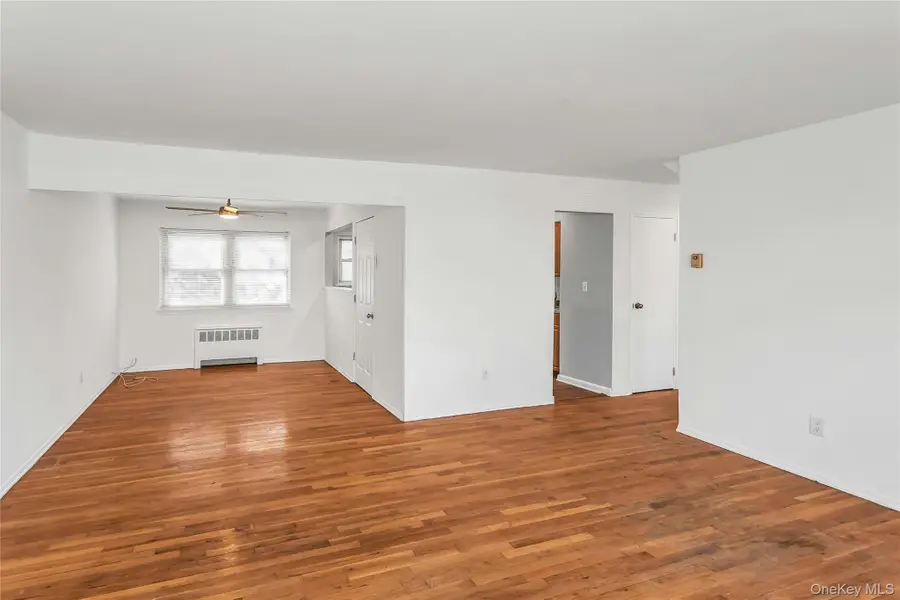 60 E Carmans Road, Farmingdale, NY 11735 - #2