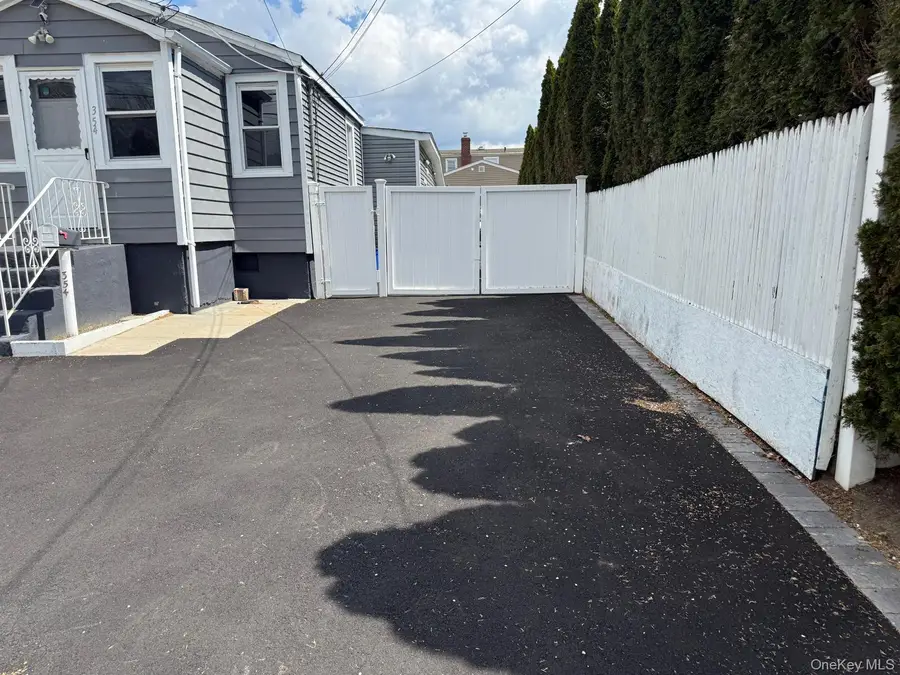 354 Beachview Street, Copiague, NY 11726 - #3