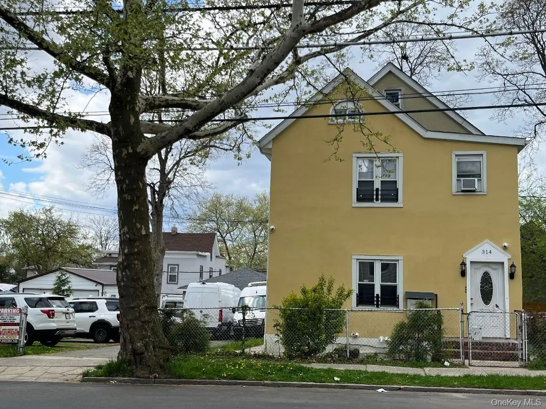 314 S 5th Street, Mount Vernon, NY 10550 - #1