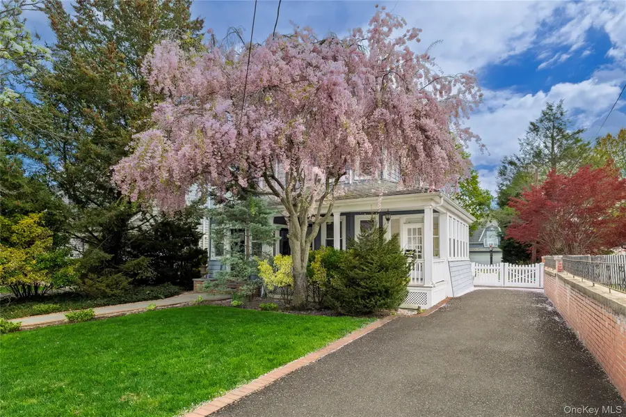 75 Lee Avenue, Rockville Centre, NY 11570 - #2