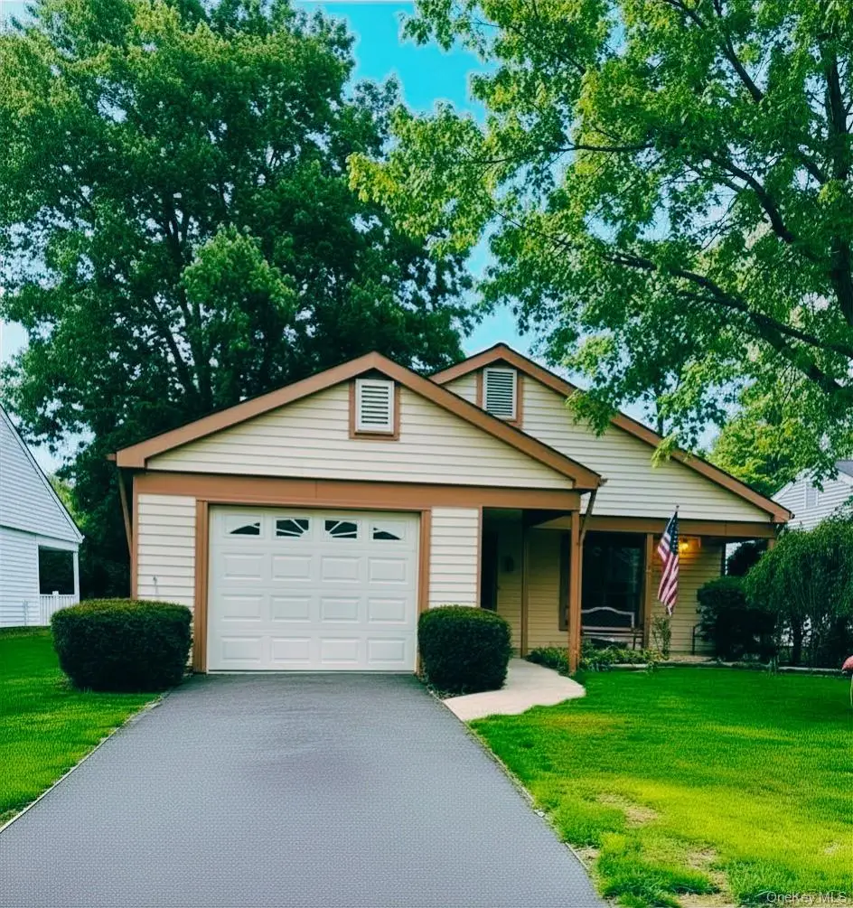 268 Edinburgh Drive, Ridge, NY 11961 - #1