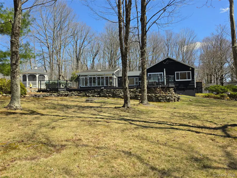 8 W Delaware Place Extension, Smallwood, NY 12778 - #3