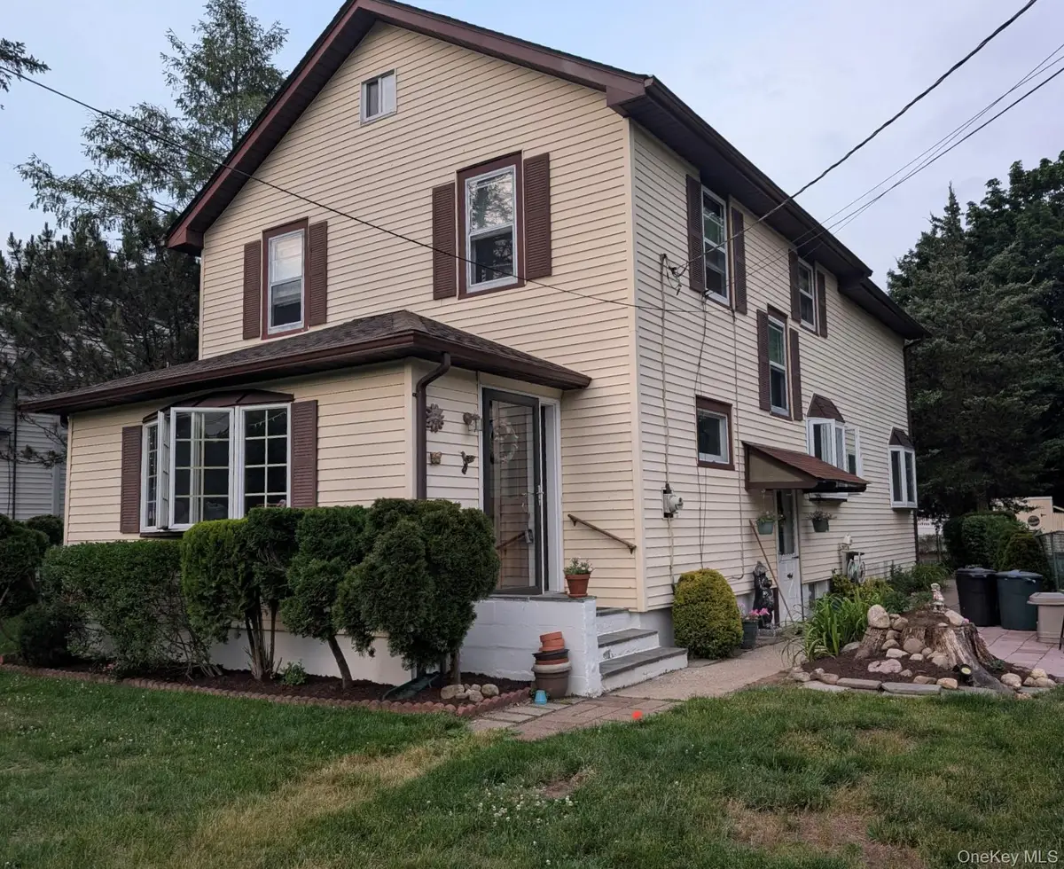 24 Lincoln Street, Sloatsburg, NY 10974 - #1