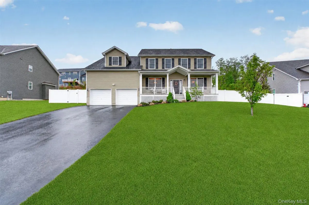 153 Stratford Drive, Poughkeepsie, NY 12603 - #1