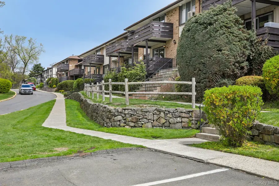 119 Sierra Vista Lane #119, Valley Cottage, NY 10989 - #2