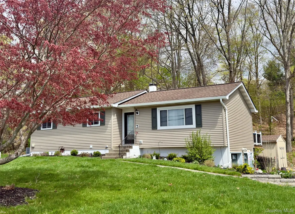22 Buttermilk Drive, Poughkeepsie, NY 12601 - #1