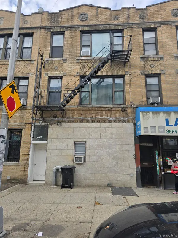 63 10 39th Ave, Woodside, NY 11377