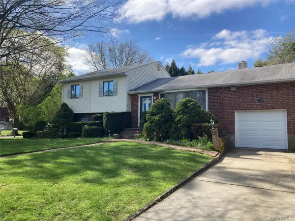 16 Upper Drive, Huntington, NY 11743