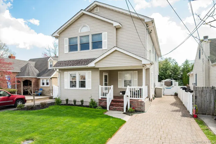 38 Orchard Street, Merrick, NY 11566 - #2