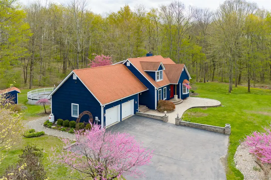 64 Travis Road, Hyde Park, NY 12538 - #2