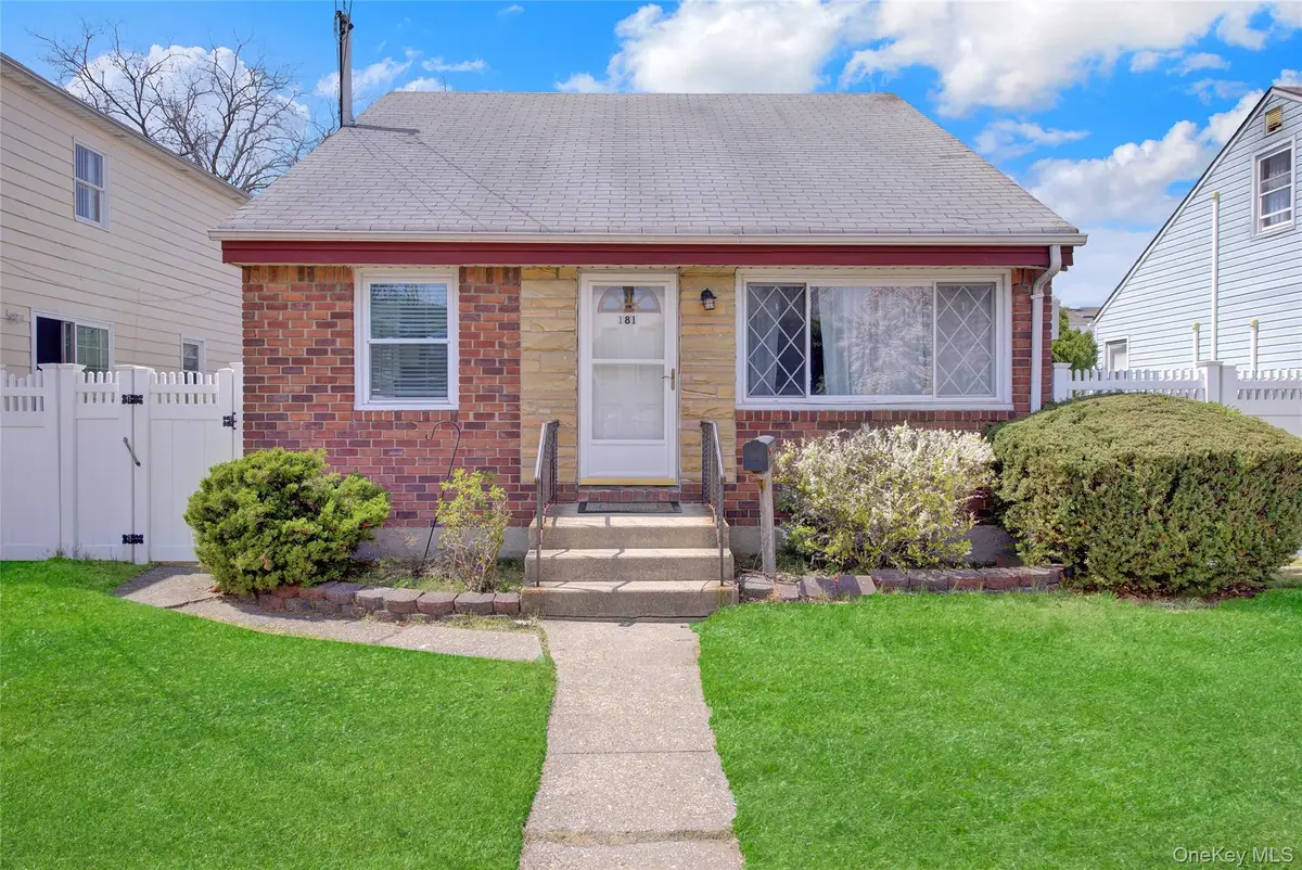 181 N 3rd Street, Bethpage, NY 11714 - #1