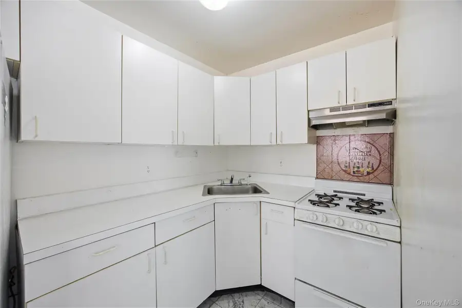 16914 144th Road, Jamaica, NY 11434 - #3