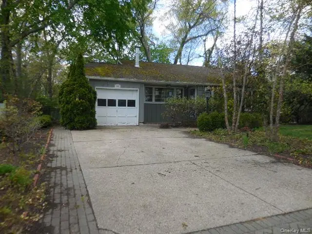 194 Phyllis Drive, Patchogue, NY 11772 - #2