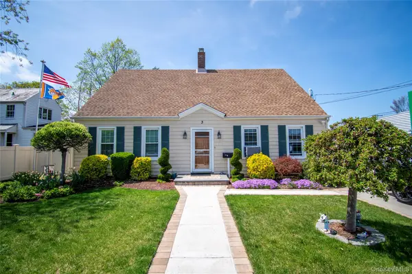 3 Park Avenue, Baldwin, NY 11510