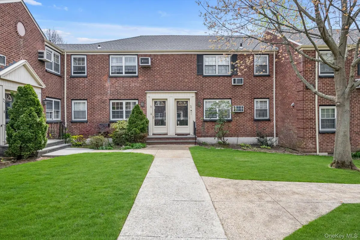 6939 213th Street #218, Oakland Gardens, NY 11364 - #1