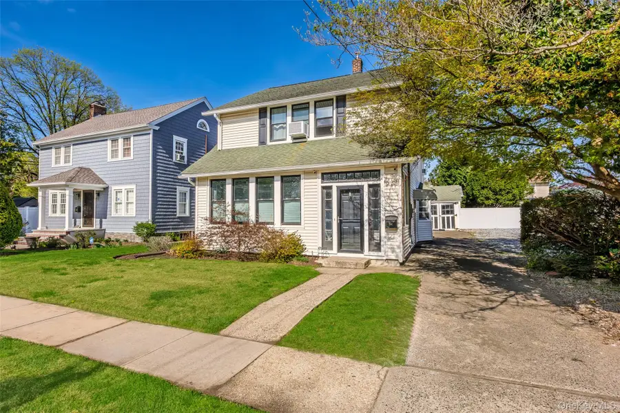 154 Elmwood Street, Westbury, NY 11590 - #2