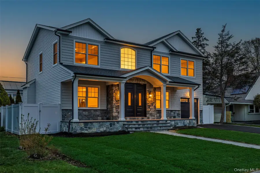 12 Patience Lane, Westbury, NY 11590 - #2