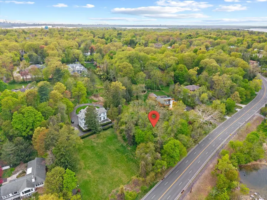 367A E Shore Road, Great Neck, NY 11023 - #2
