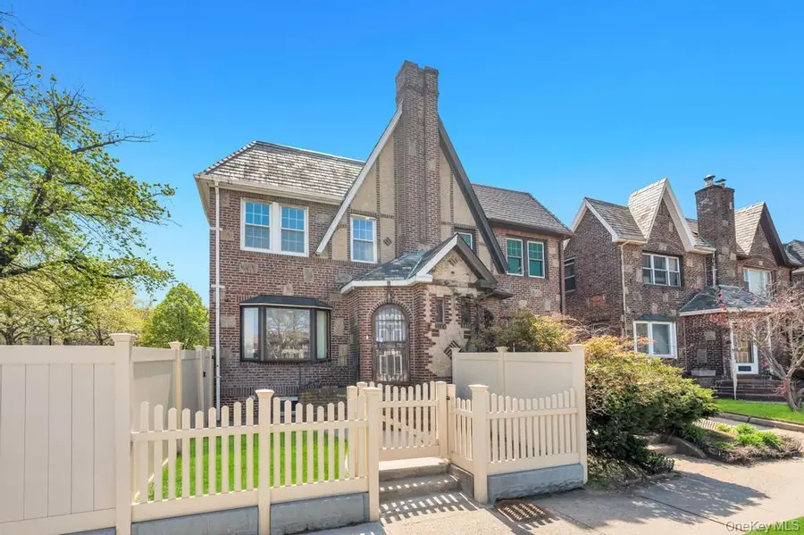 164-26 Grand Central Parkway, Jamaica, NY 11432 - #3