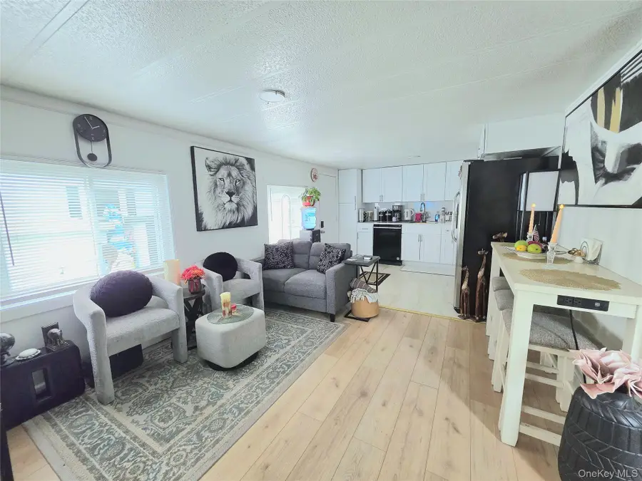 525 Riverleigh Avenue #111, Riverhead, NY 11901 - #2