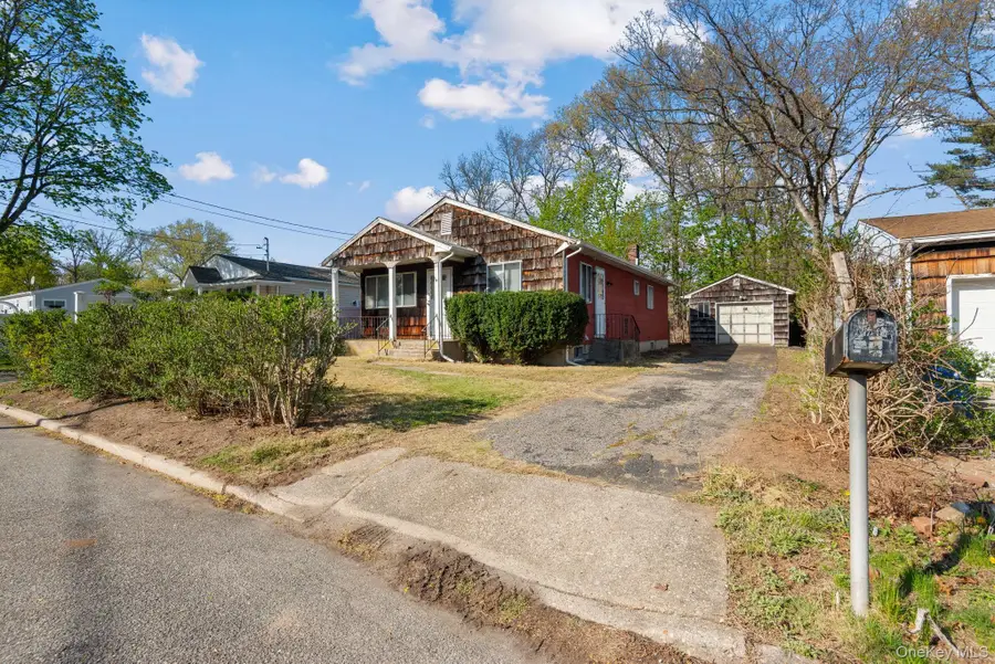 10 Timon Court, Huntington, NY 11743 - #2