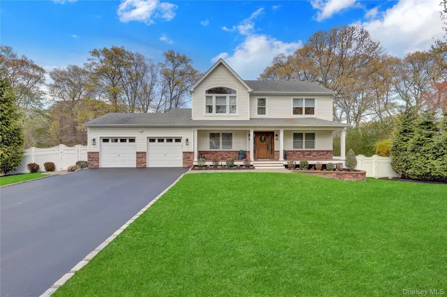 19 Oakwood Avenue, Miller Place, NY 11764 - #2