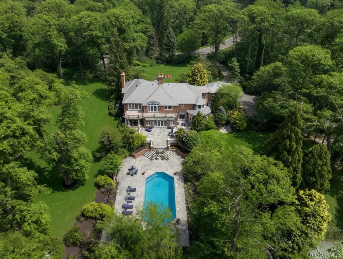 38 Ormond Park Road, Brookville, NY 11545 - #1