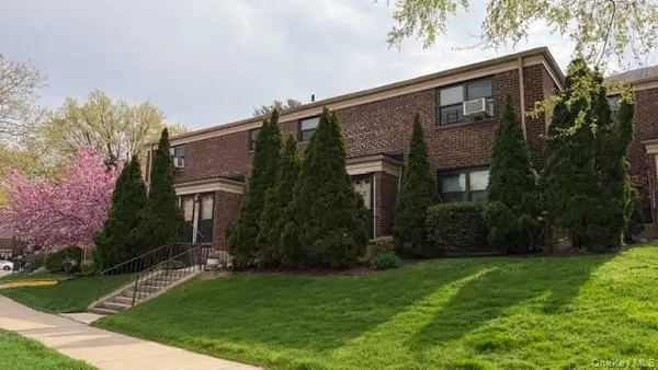 219-50 74th Avenue #328A2, Bayside, NY 11364