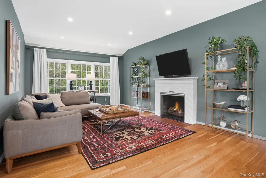 14 Garey Drive, Chappaqua, NY 10514 - #3