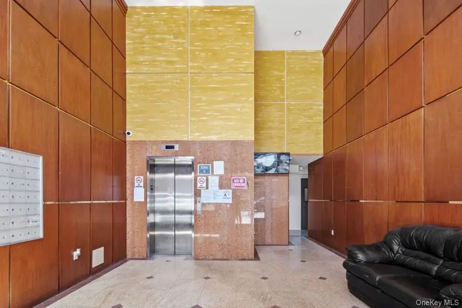 Cherry Ave 141-05 #9B, Flushing, NY 11355 - #2