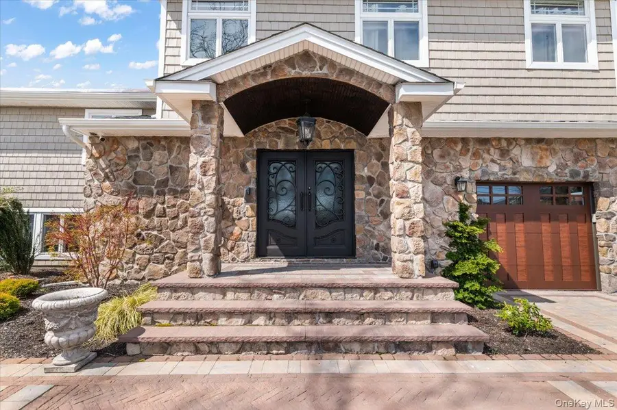 7 Waterview Avenue, Massapequa, NY 11758 - #3