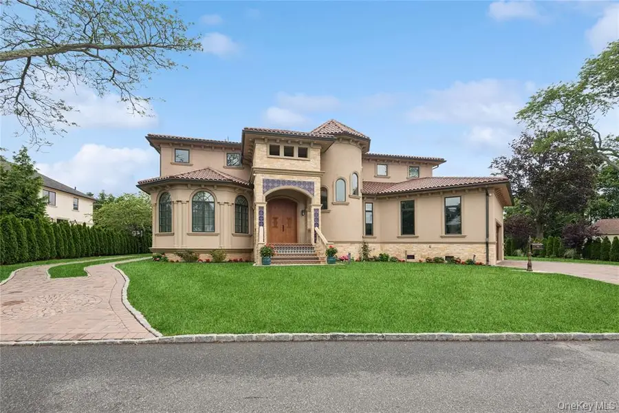 1190 Harbor Road, Hewlett Harbor, NY 11557 - #2