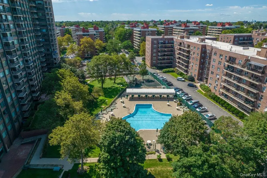 166-25 Powells Cove Boulevard #15D, Beechhurst, NY 11357 - #2