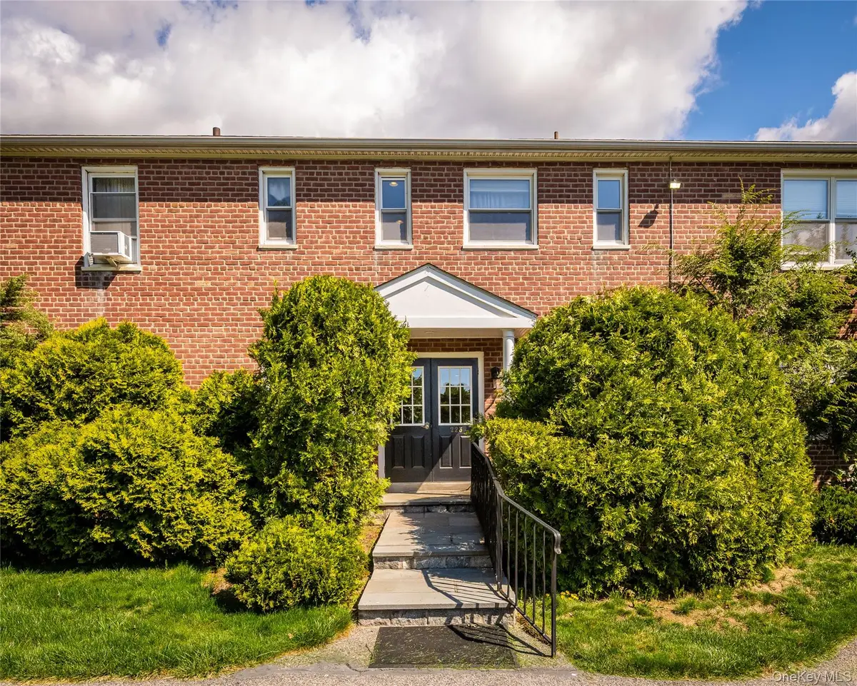223 Schrade Road #2C, Briarcliff Manor, NY 10510 - #1