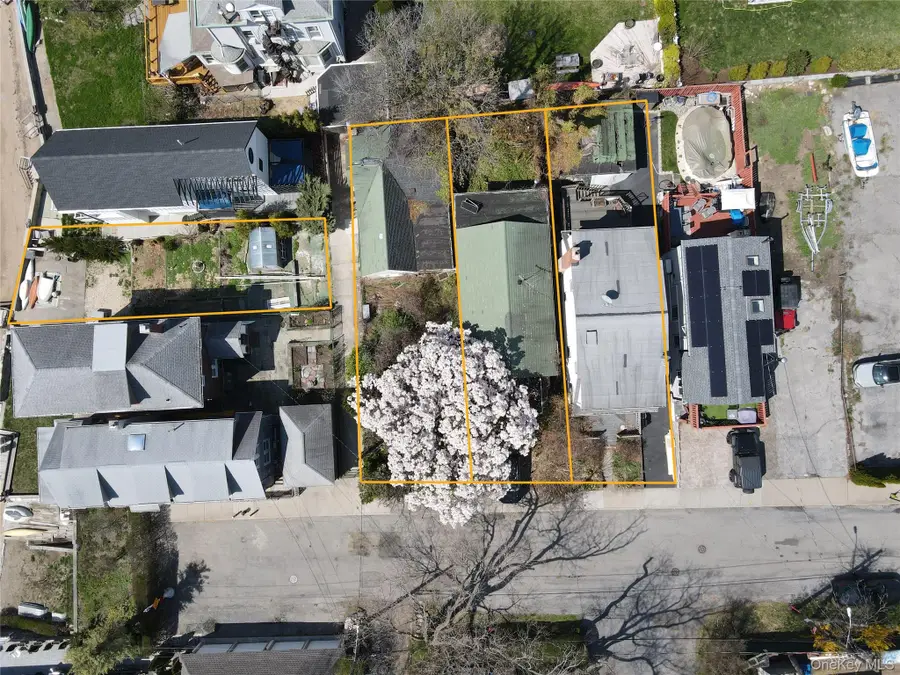 101 Rochelle Street, Bronx, NY 10464 - #3